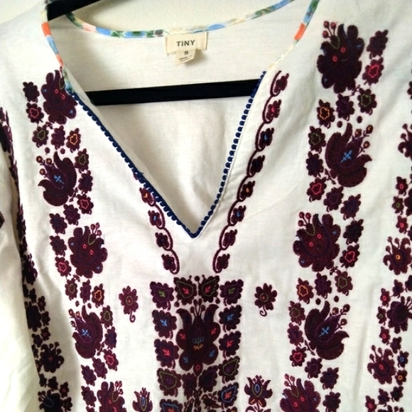 Anthropologie • TINY Agatha Embroidered Blouse - Picture 4 of 8